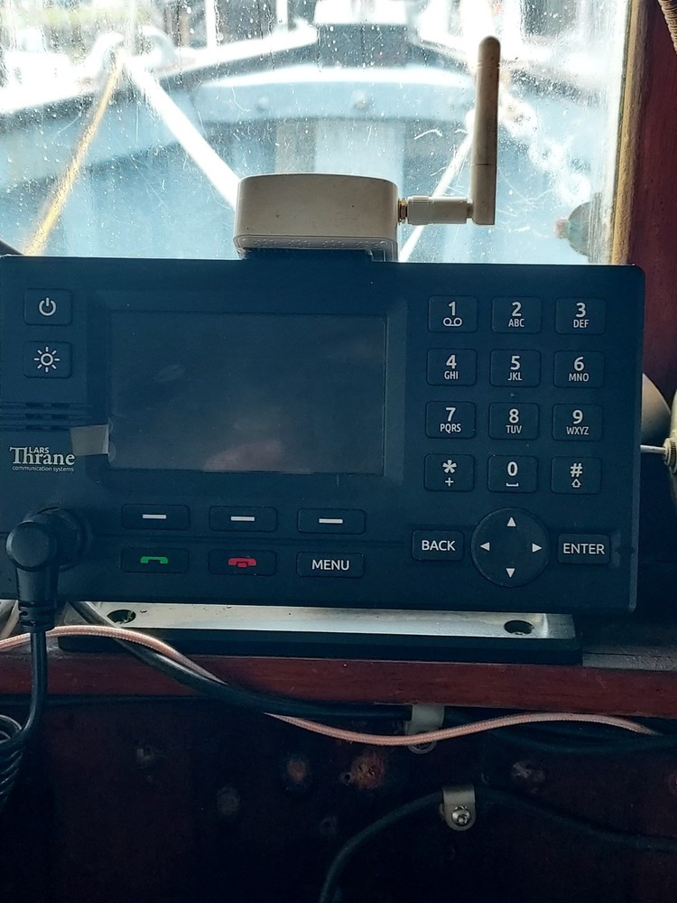 Lars Thrane LT4100