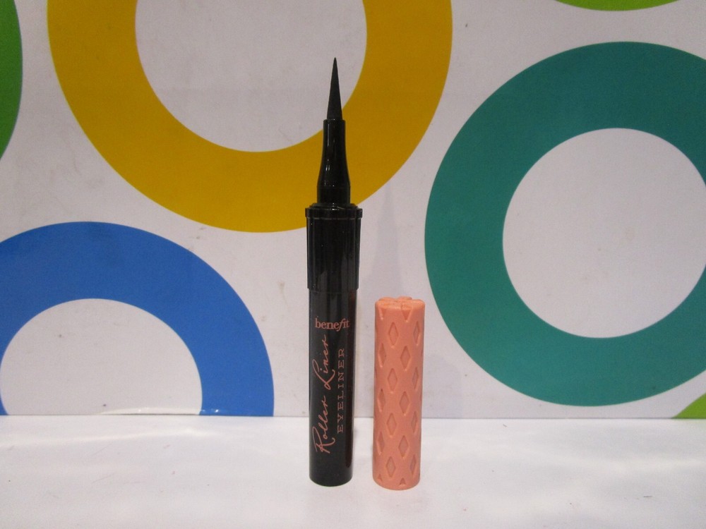 BENEFIT ~ ROLLER LINER TRUE MATTE LIQUID EYELINER ~ BLACK ~ 0.01 OZ