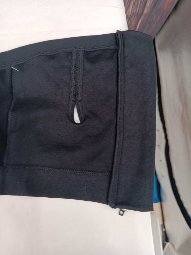 Medela Easy Expression Hands Free Pumping Bra New Medium Black AE6