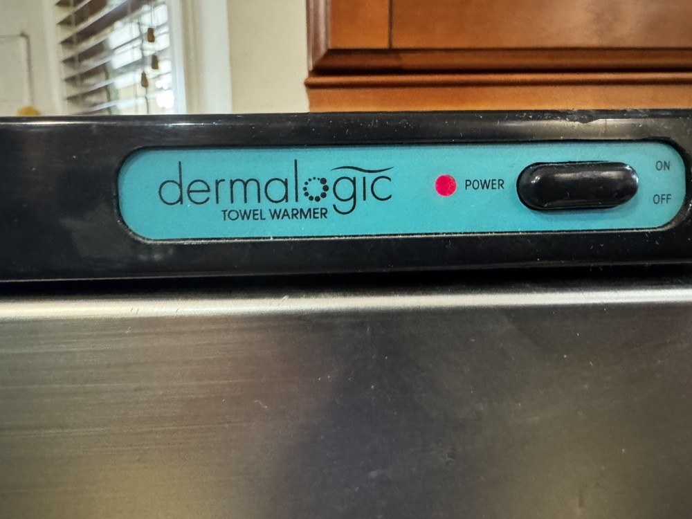 Dermalogic Towel Warmer-Double