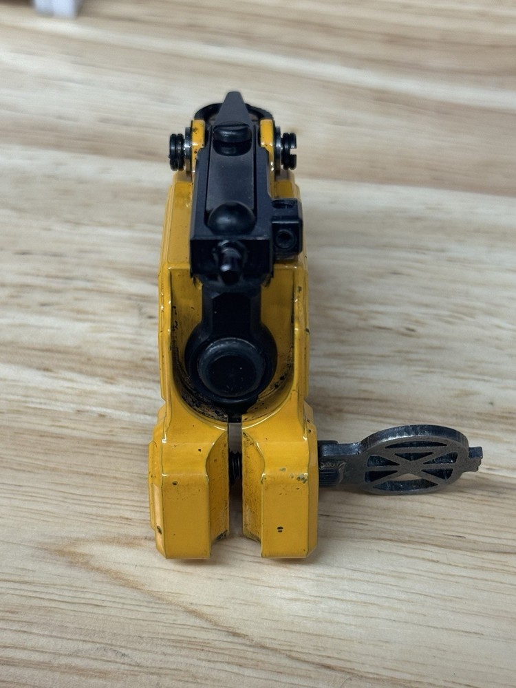 Mojo Box - Authentic Dan Kubin Machine - School Bus Yellow