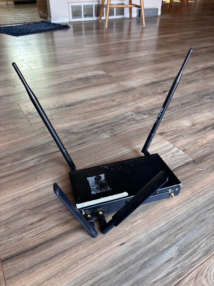 PEPLINK PEPWAVE MAX BR1 MINI CELLULAR ROUTER