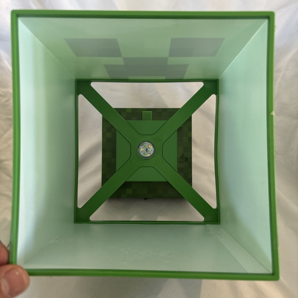 Minecraft Creeper LED Table Lamp Light (Includes LED Light Bulb)