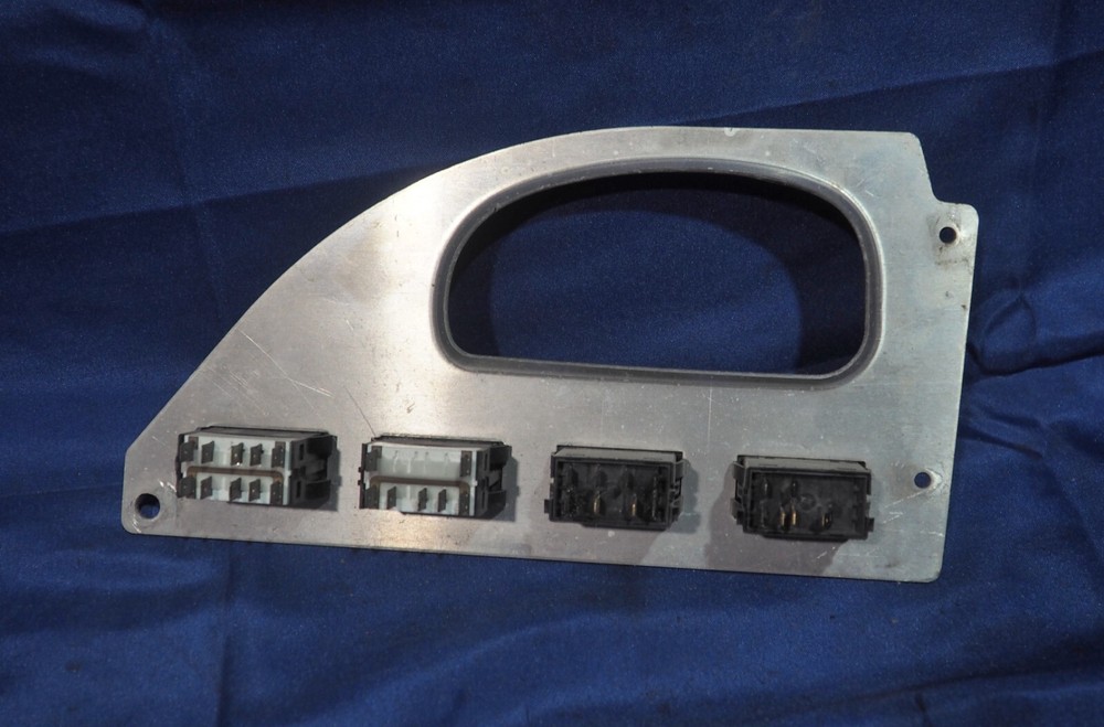 Freightliner M2 106 Dash Switch Control Panel Genuine OEM W/Warranty