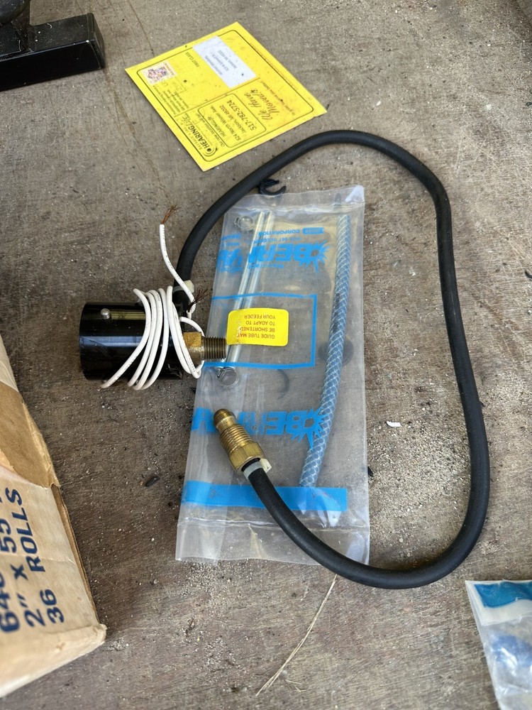 Bernard E-Z FEED QUICK DISCONNECT FEEDER END