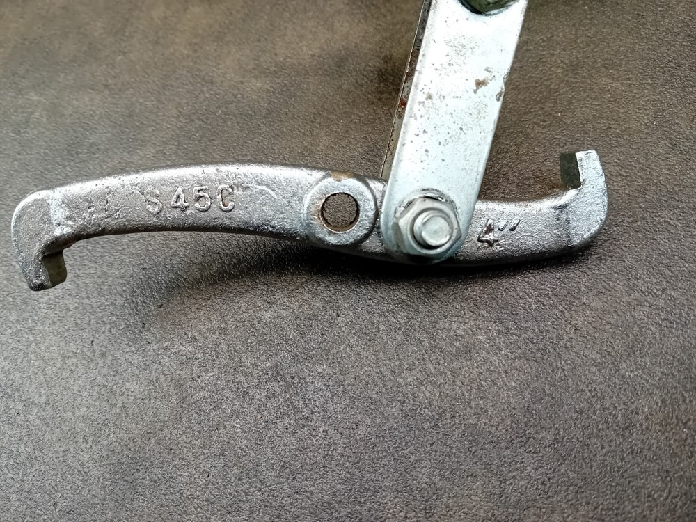3 Bearing Pullers