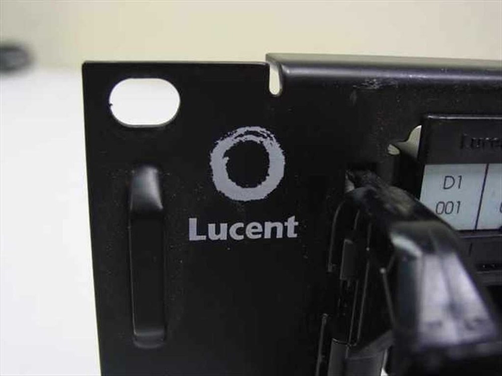 Lucent Black Telephone Cable Networking Rack EIA T568 B Wiring 4-PR Cable