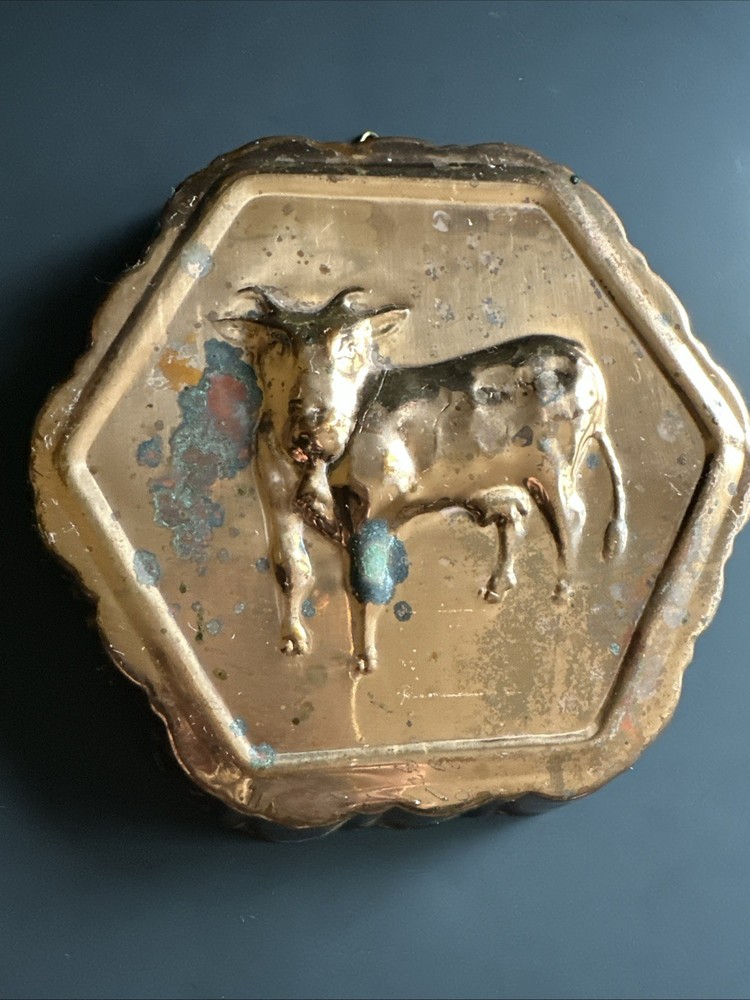 Copper Mold old world design Goat copper ware Primitive Wall Decor Kitchen 7”