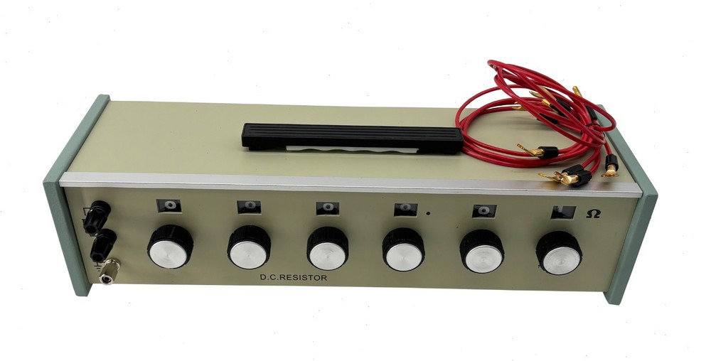 DC Resistor with Resistance Adjustment Range 0.01~11111.11Ω Resolution 10mΩ