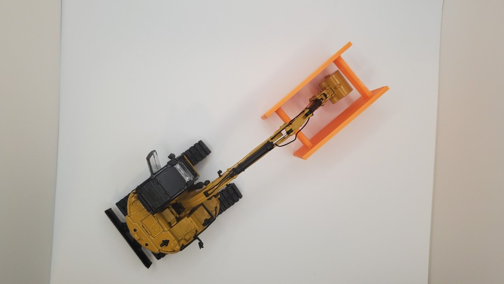 Custom 1/50 Scale Trench Box in Orange