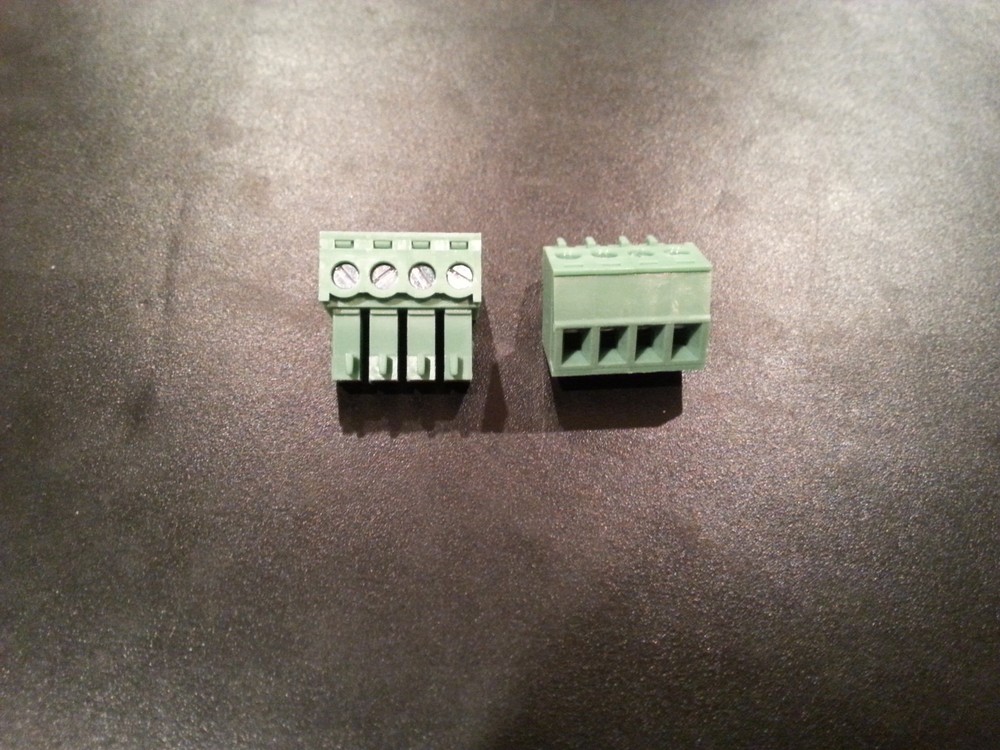 4-Pin Processor / High Level Input / Power DC / Remote Plug Memphis VIV68DSP