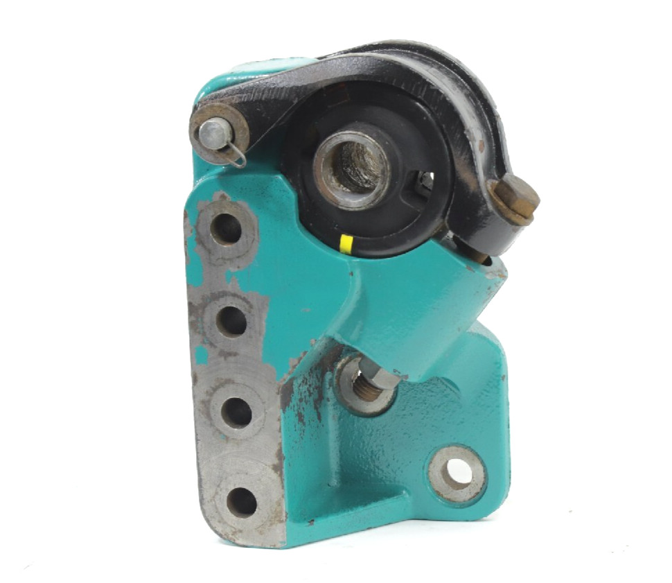 Freightliner Condor Spring Hanger | 15-18174-001