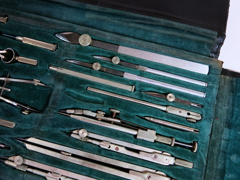 Vintage Engineer/Architect Drafting Compass Set — N.Y. Blue-Detroit