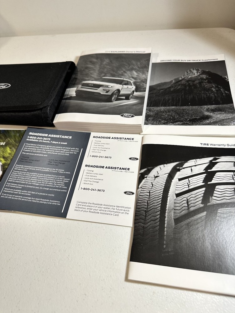 2019 Ford Explorer Owner's Manual Set