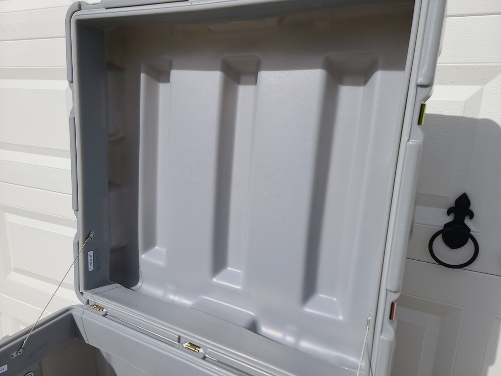 29x27x20 Hardigg Case Gray