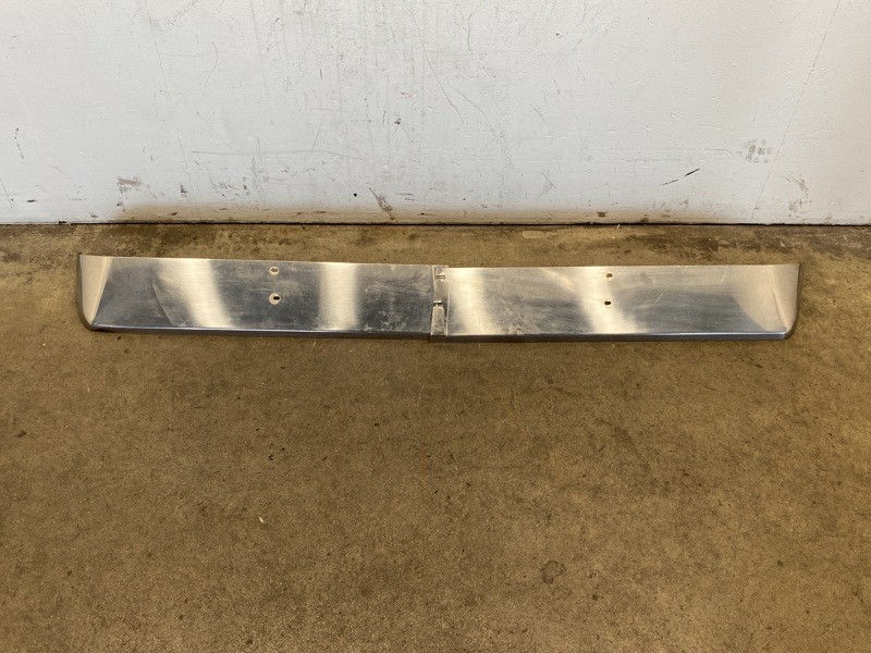 2000 Kenworth T800 Visor (654-10837)