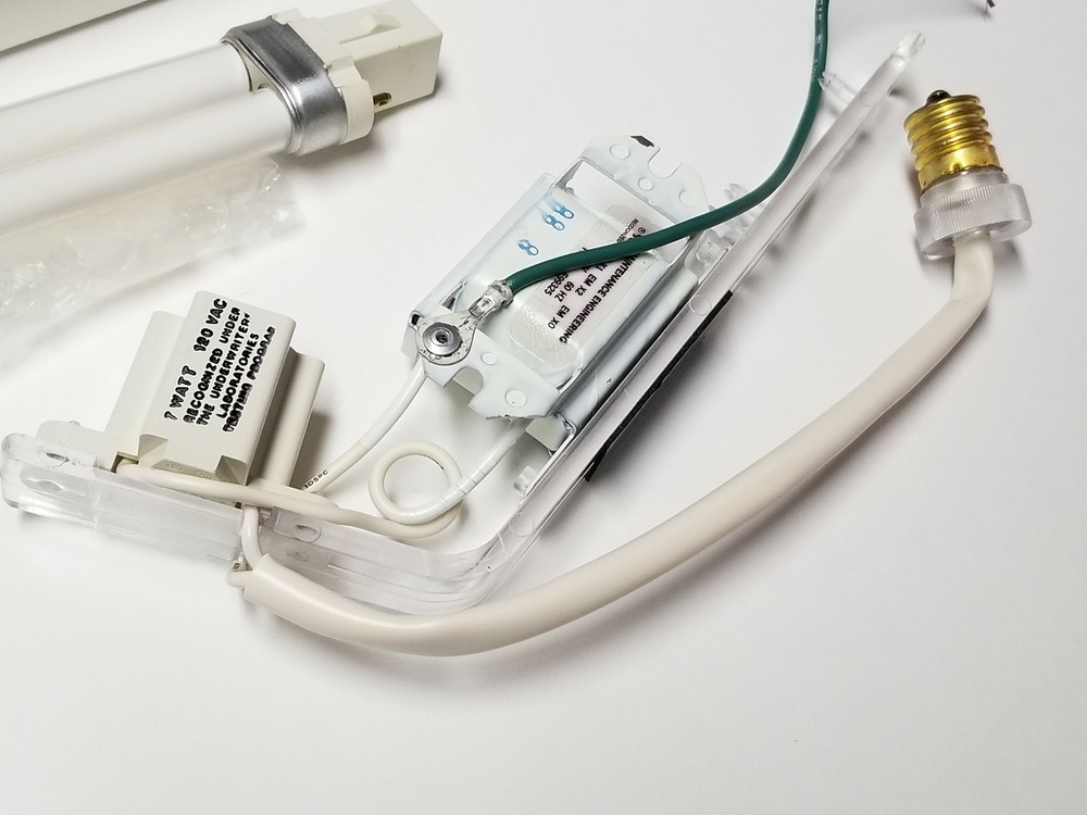 Premium Grade ME LTD. F7TT4 Cooltone 45Deg. Intermediate Exit Light Adaptor