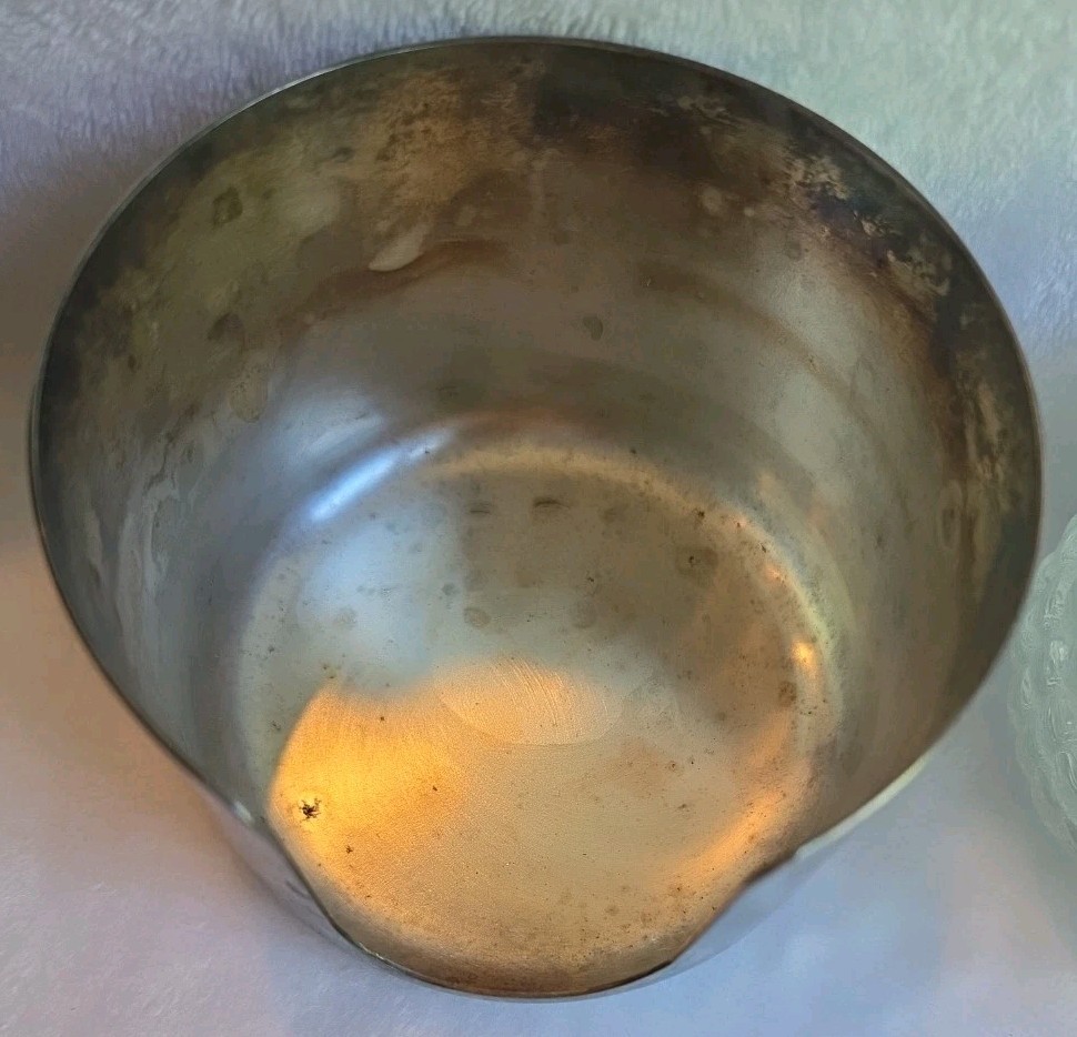 Complete Set WM. Rogers 5 Shell Shaped Glass Coasters Set & Silver Plated Holder