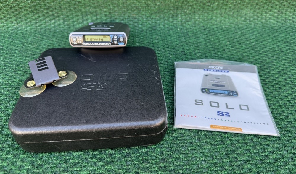 Escort Solo S2 Cordless Radar Detector Wtih Case