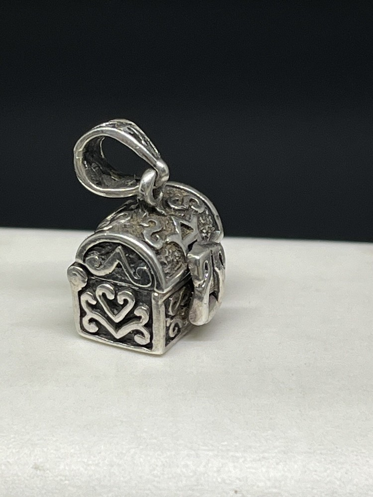 Vintage Sterling Silver Trinket Box Charm