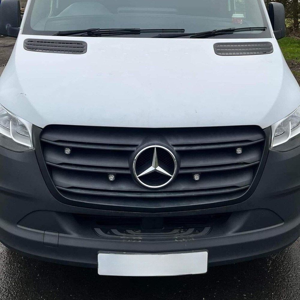 ROUND BUTTON LOW PROFILE FLUSH FIT AMBER LED STROBE EMERGENCY WARNING LIGHT