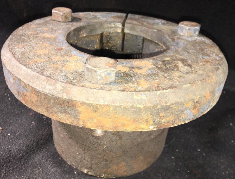 VTG Cincinnati Royal Drill Press Column Base Bracket Off A 3.5 Column