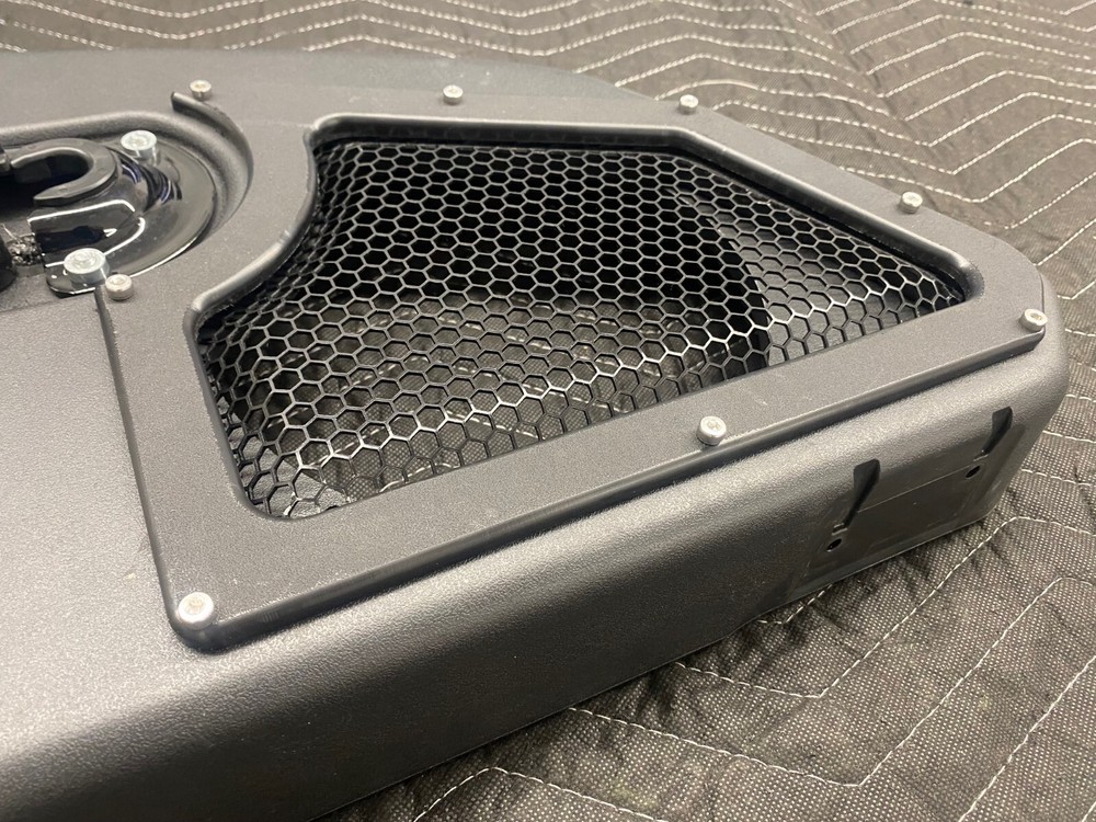 Lowrider ST - Audio Kit Front