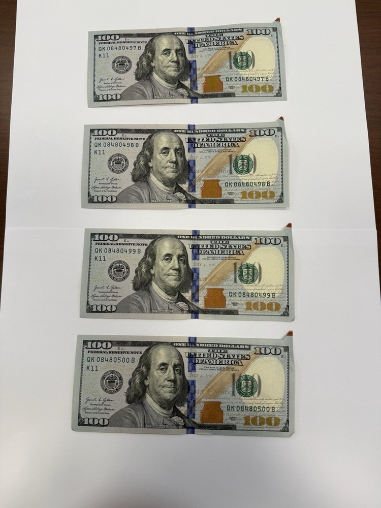 Rare Error Cut 2021 ( top line extra paper) Uncirculated $100 Notes