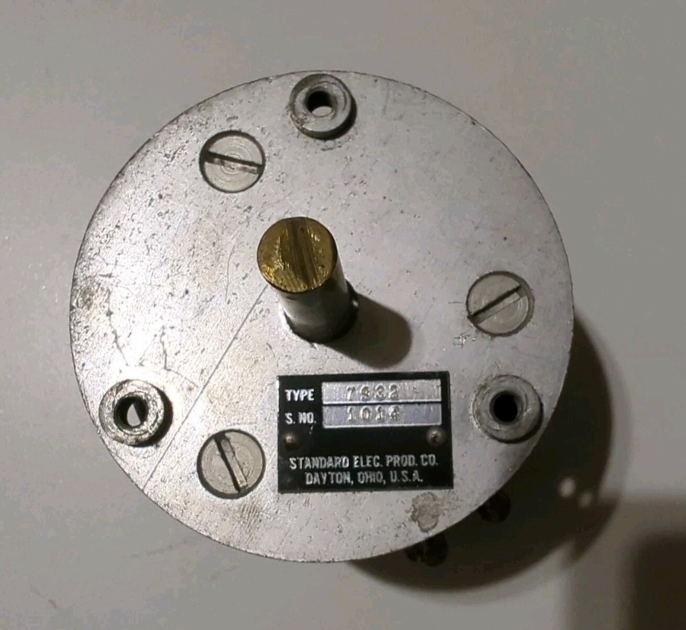 Standard Electric Variac Model 7932