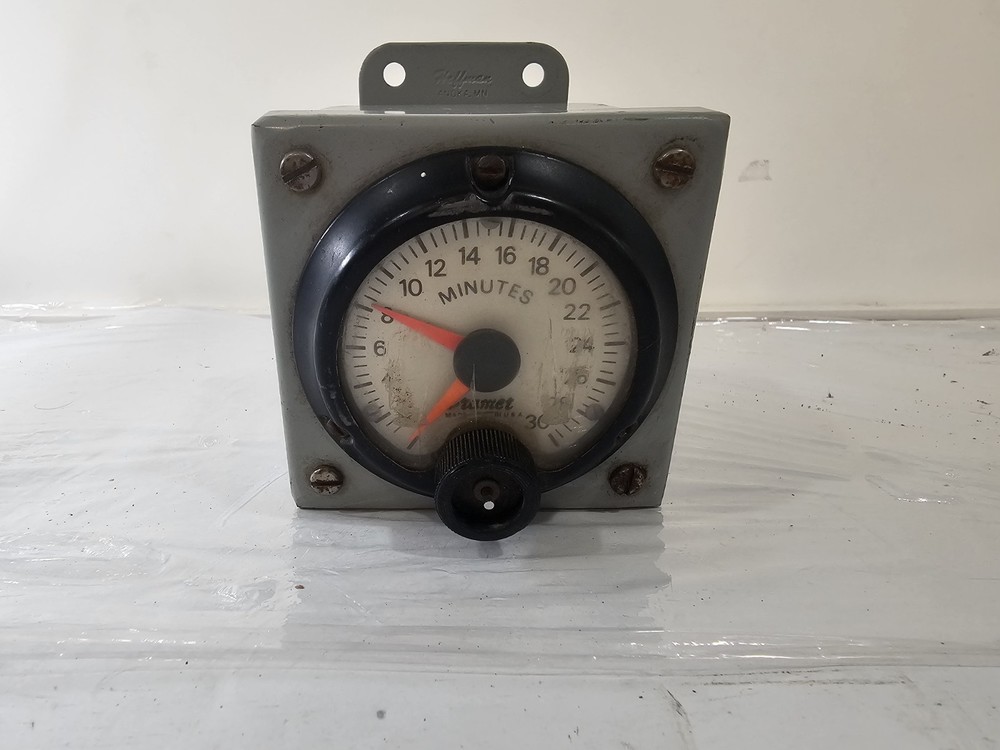 Vintage Cramer Minute Timer Gauge / Meter