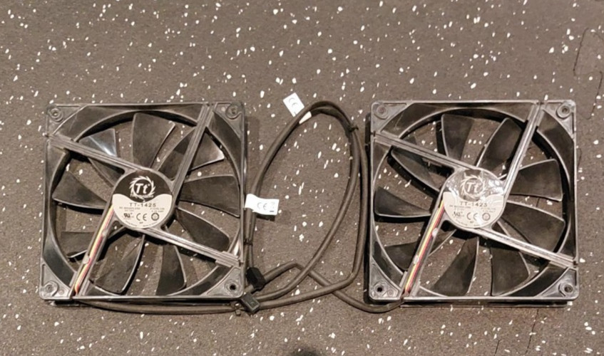 (2) Thermaltake TT-1425 Case Fans