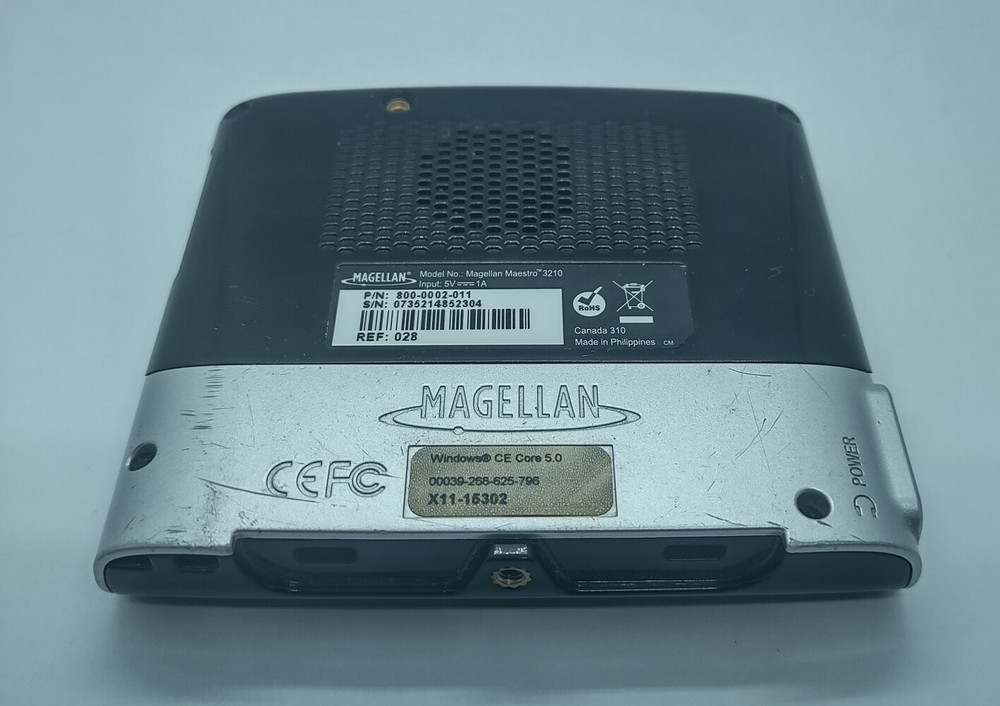 Magellan Maestro 3210 GPS Unit With Charger