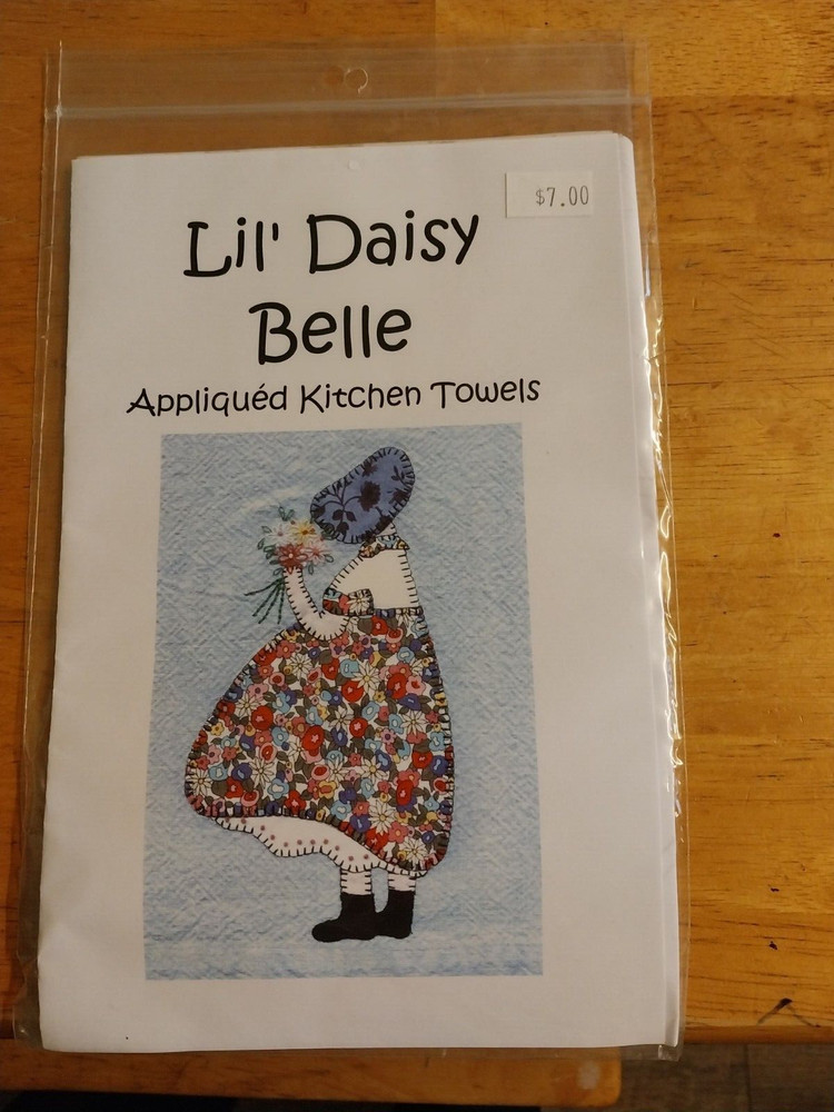 Lil' Daisy Belle Appliqued Kitchen Towel Pattern