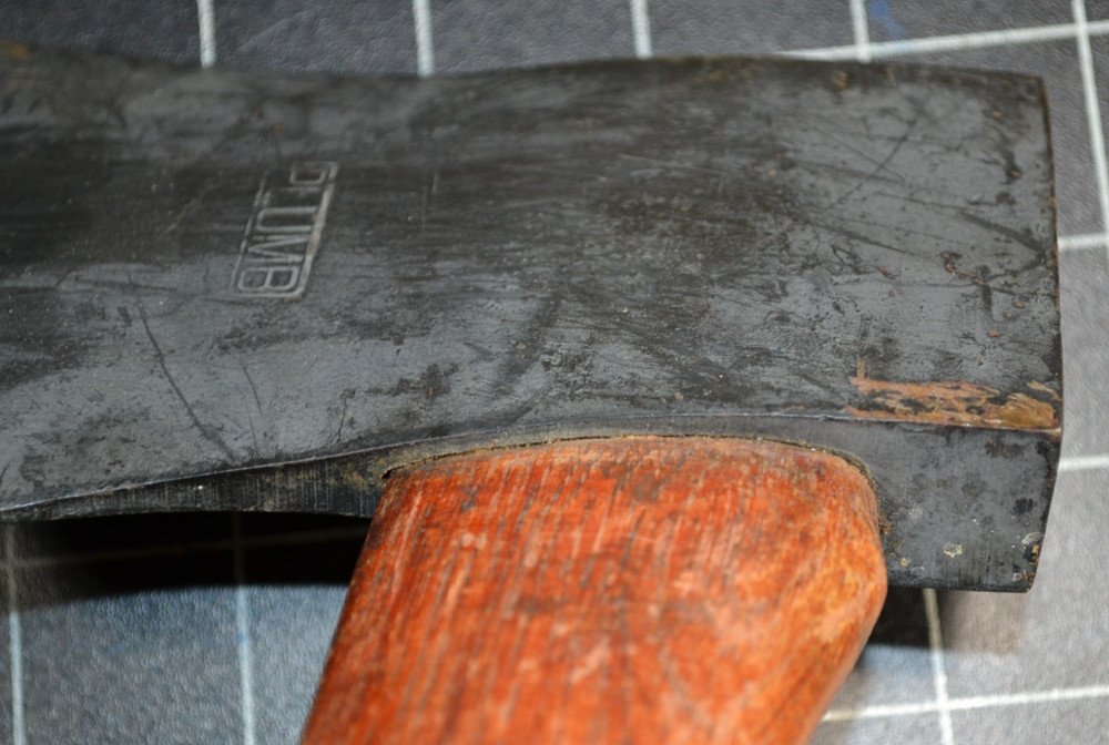 PLUMB - HUNTERS AXE - ALL ORIGINAL