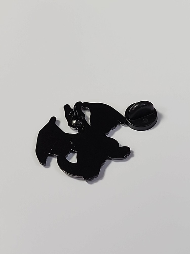 Chirizard Lapel Pin Pokemon Character