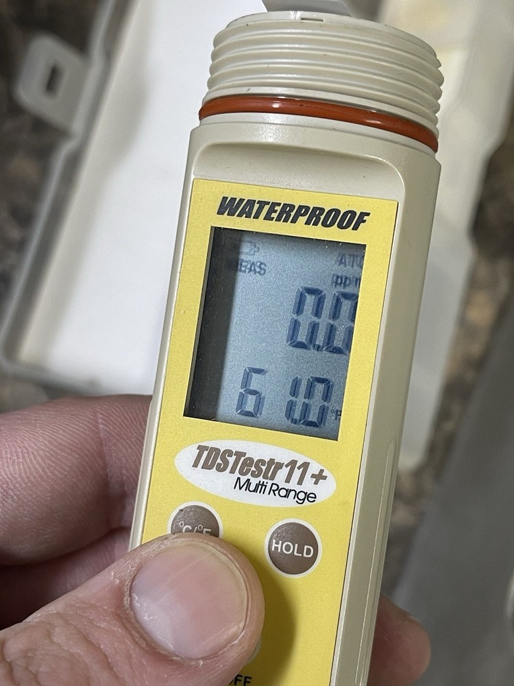 OAKTON ECO TESTR TDS Testr 11+ Multi Range Tested Powers On