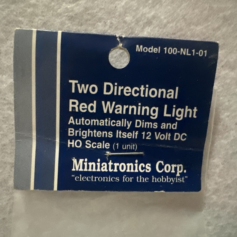 Miniatronics Ho Scale Two Directional Red Warning Light #Nl1-01 For Train Set