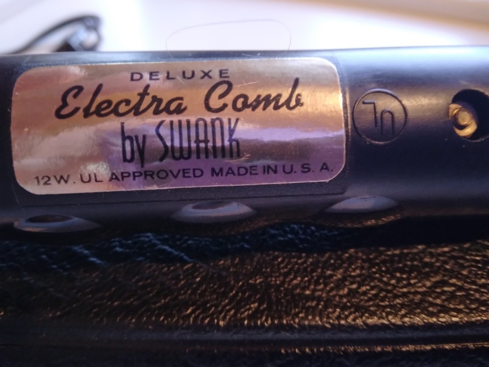 Deluxe Electra Hot Comb. By Swank With Storage Case*TESTED