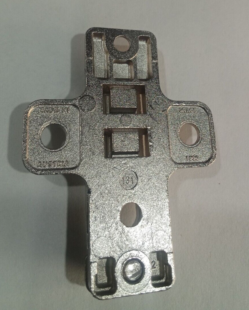 New Grass "131" Adjustable Base Plate For 1000 Series Slide on, Frame Less