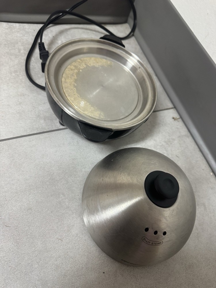 Elite Black Egg Cooker