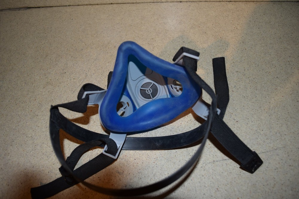 MSA RESPIRATOR MASK - SMALL (E5)