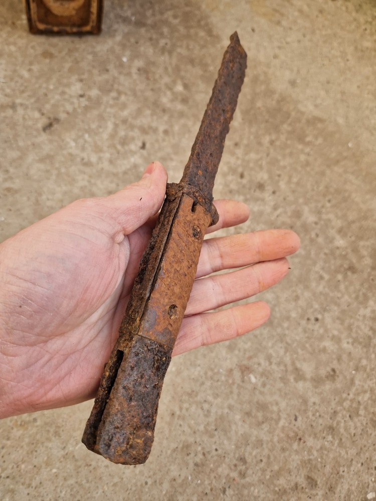 WW2 German Item Parts From Bunker