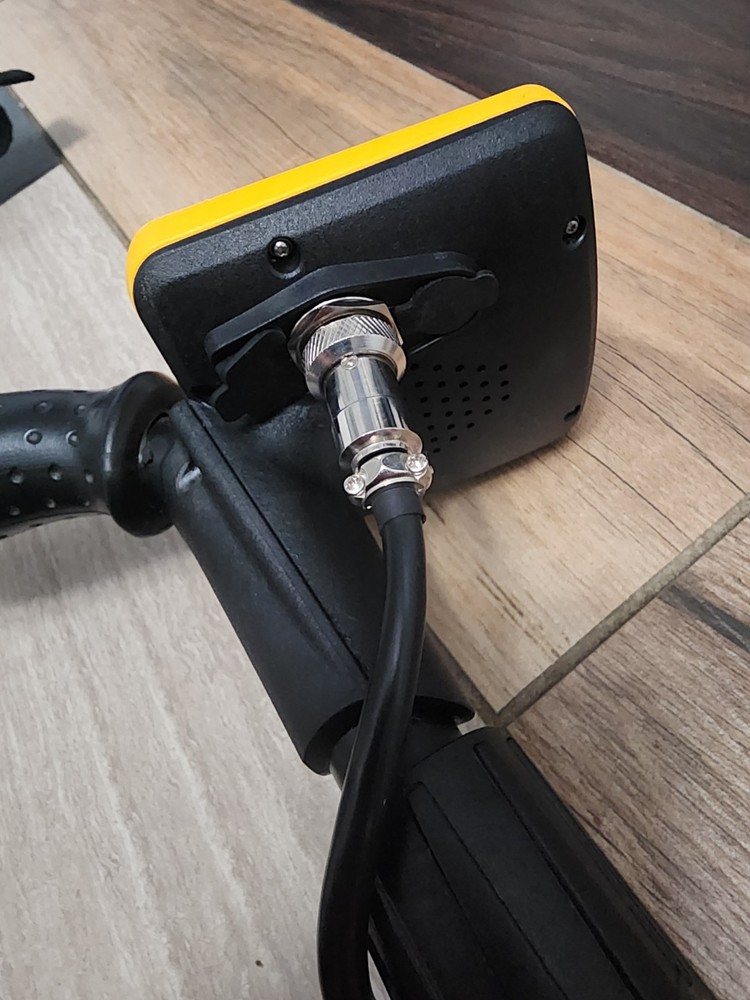 Garrett Ace Apex with Garrett PinPointer