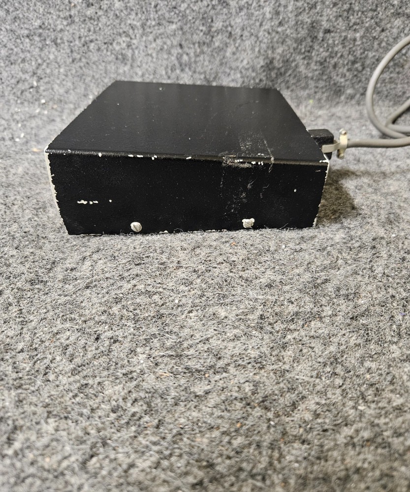 RFE 100 RF ENGINEERING FREQUENCY DISPLAY FOR DRAKE