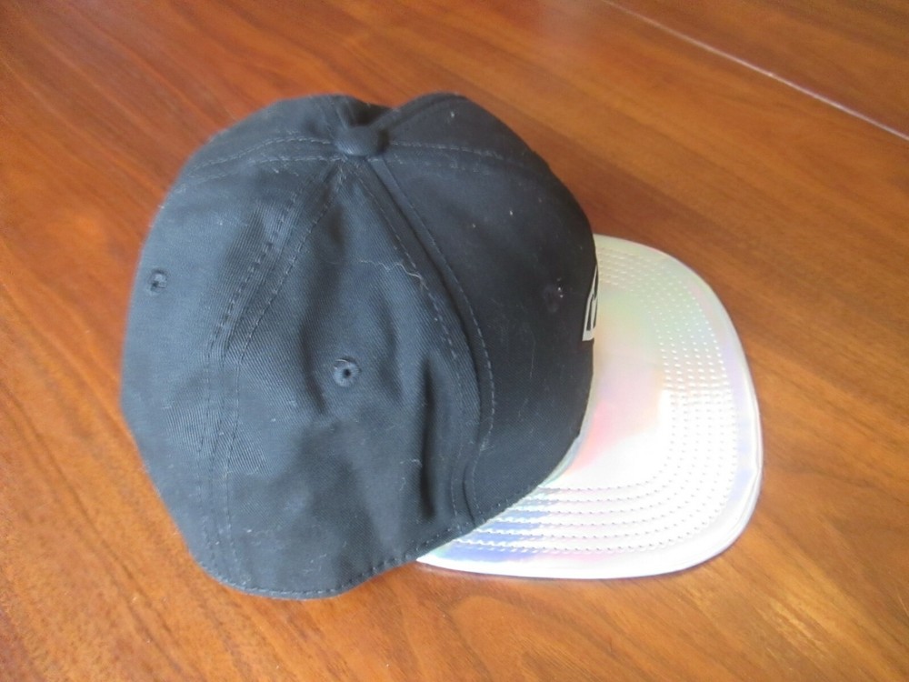 SUPERMAN Snapback Hat Black & Silver Prism - Kids Size