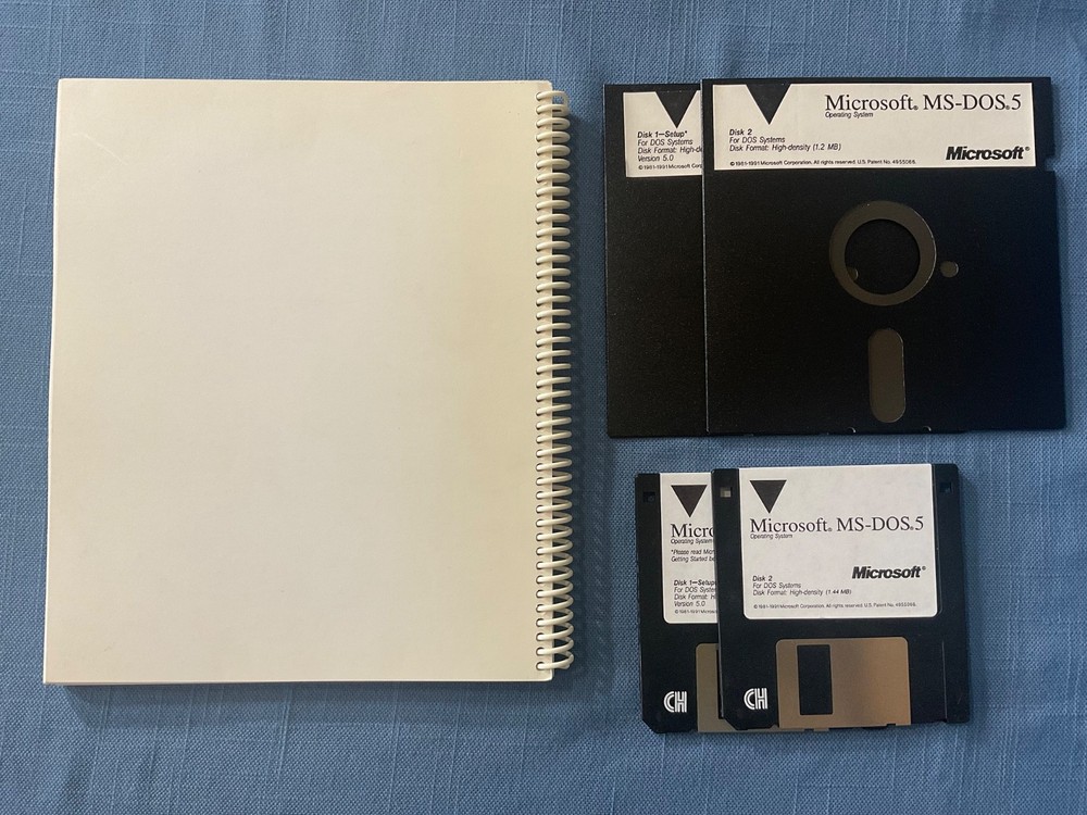 Microsoft The Concise Guide to MS-DOS Operating System Version 5.0 +Floppy Disks