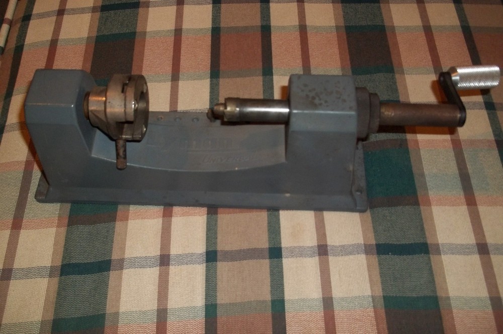 Lyman, Universal Case Trimmer with three collets