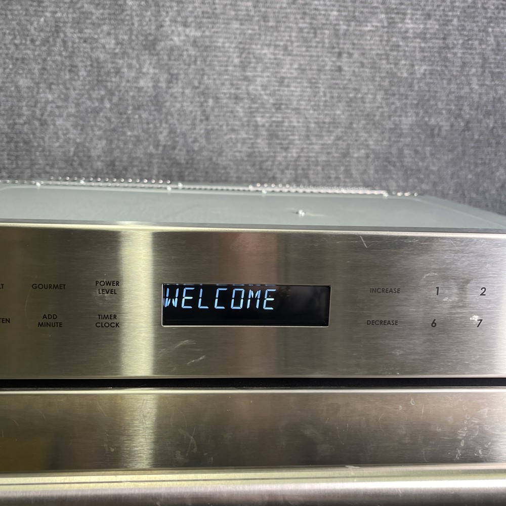Wolf 30” E Series Professional Drop Down Door Microwave Oven Model MDD30TE/S/TH