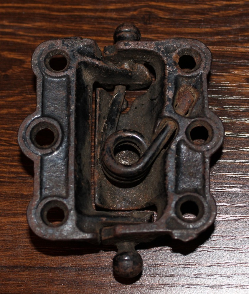 Geneva,Spring Hinge,Vintage,Antique,Iron