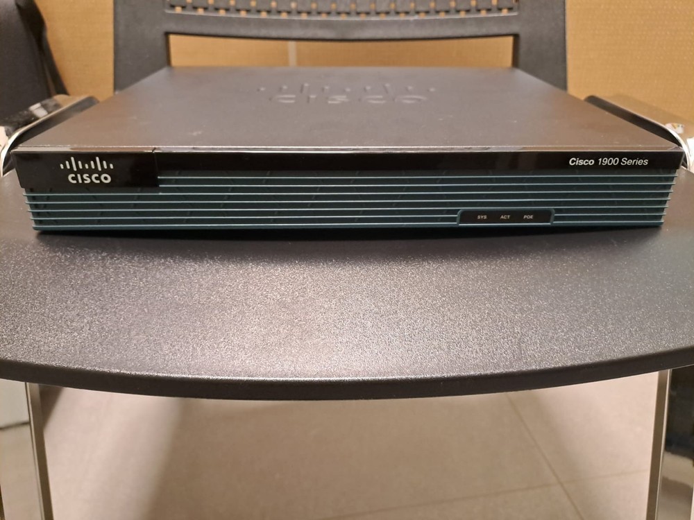 Cisco 1900 Series - Modello: Cisco 1921